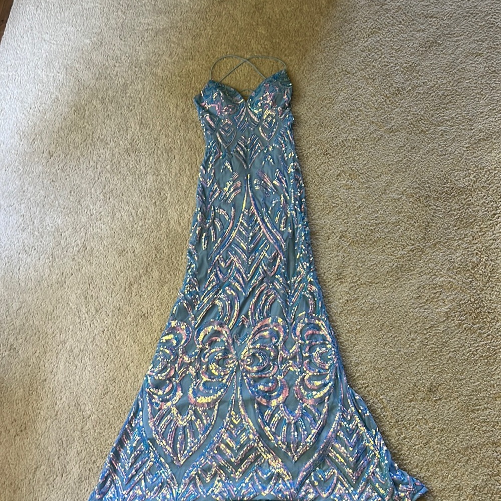 Prom dress iridescent cross cross open back with train mermaid fit